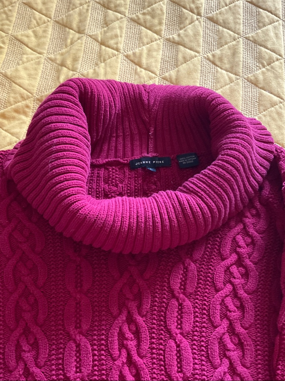 🔴JEANNE PIERRE Cable-Knit Turtleneck Sweater in Magenta - Picture 2 of 3